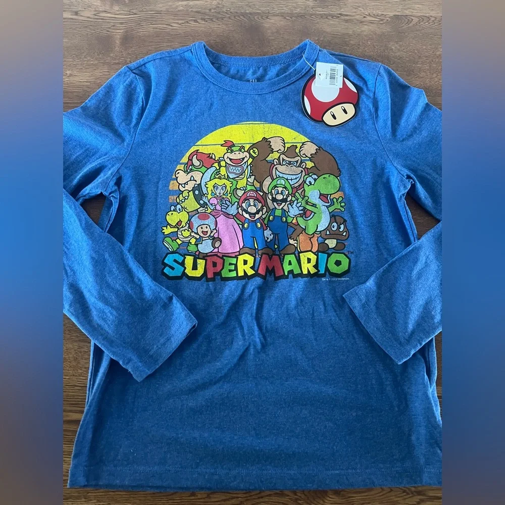 Gap Kids Size Large NWT Super Mario shirt
